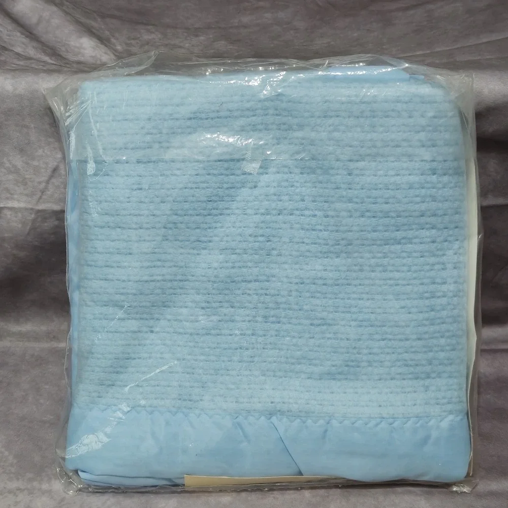 Vintage Carter's Baby Crib Blanket Acrylic Satin Trim Blue 36x50